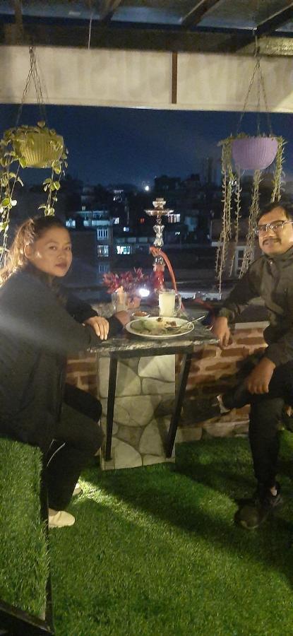 Looniva Guest House Lalitpur Ngoại thất bức ảnh